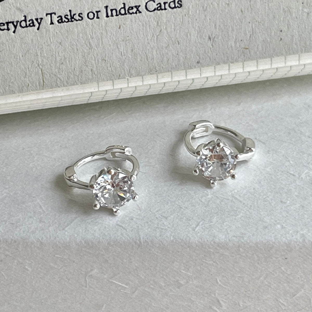 F廠-韓國韓版925純銀六爪鋯石耳扣耳釘女簡約時尚ins風耳環「C1420」25.11-3