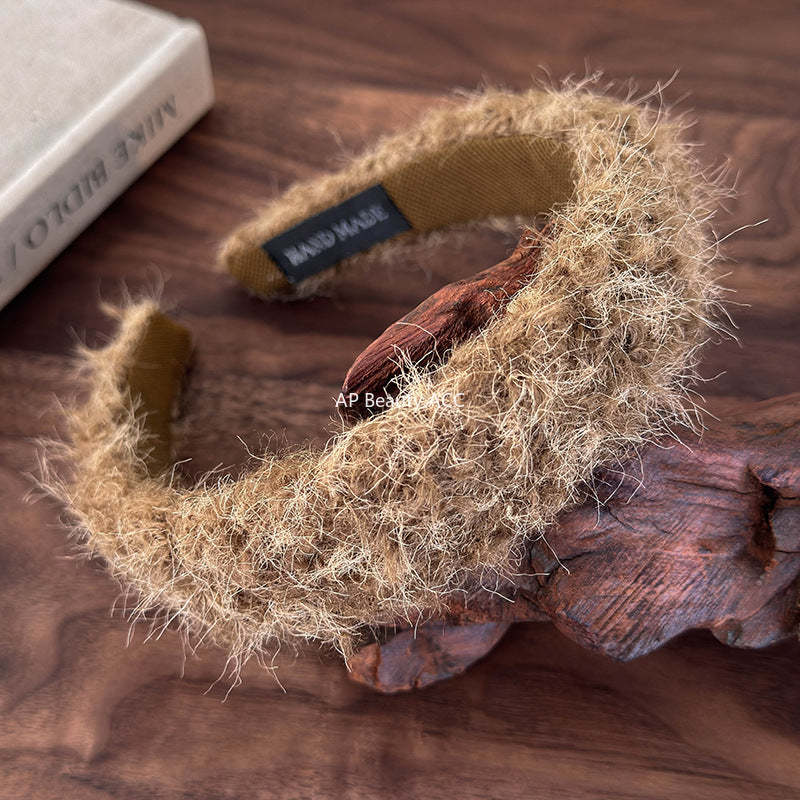 E廠-外出百搭毛絨髮箍女高級感洋氣時尚頭箍2025新款洗臉髮卡秋冬頭飾「26149」25.12-1