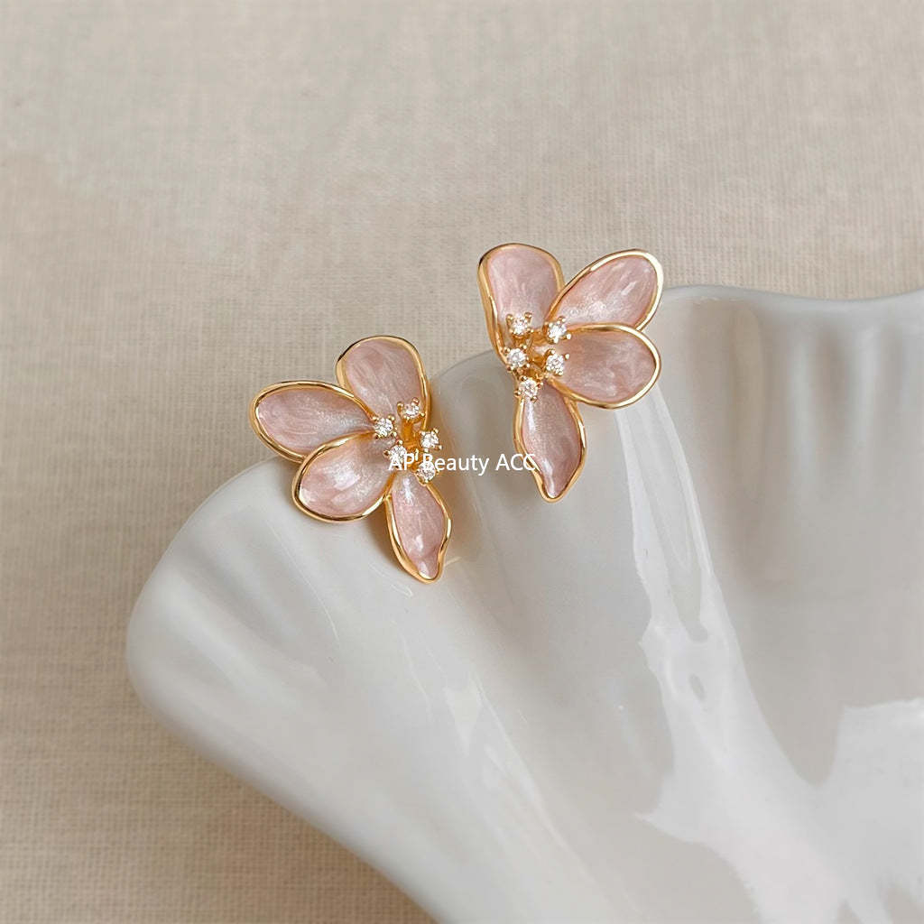 A廠-溫柔氣質微鑲鋯石925銀針清新甜美小香風琺瑯滴釉花朵耳環 耳飾女「6950」25.10-5