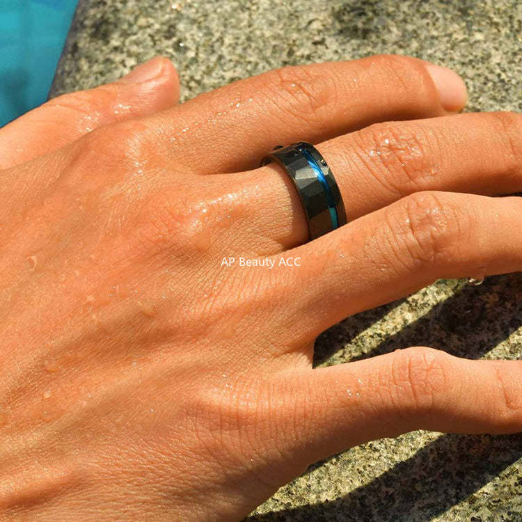 G廠-8mm寬 跨境商家爆品款鎢鋼面拉絲內光錘打紋面戒指黑色「TCR-104B07」25.10-5