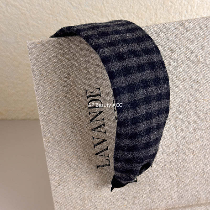 E廠-復古咖色格紋髮箍女日常外戴秋冬氛圍感寬邊頭箍高顱頂髮箍新款女「27632」25.11-1