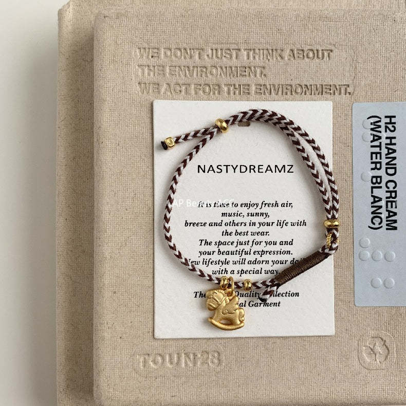 C廠-搖搖馬木馬2026屬馬生肖馬年S925純銀手工紅色（可調節）編繩手鍊「1630」25.12-3