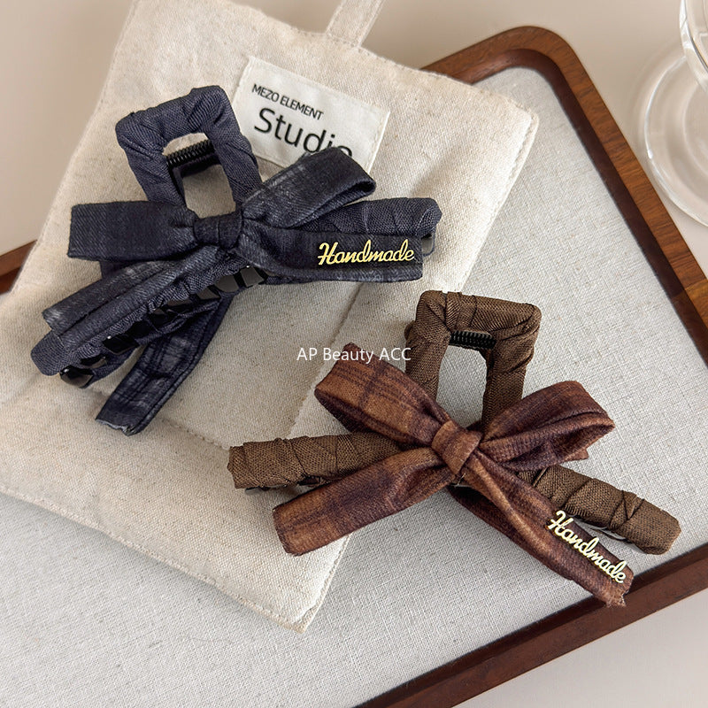 E廠-美拉德格紋蝴蝶結抓夾女高級感大號鯊魚夾子新款盤髮夾後腦勺頭飾「27659」25.11-2