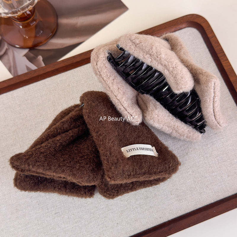 E廠-彩色毛呢三角抓夾女高級感2025新款大號鯊魚夾髮量大後腦勺盤髮夾「27721」25.11-4