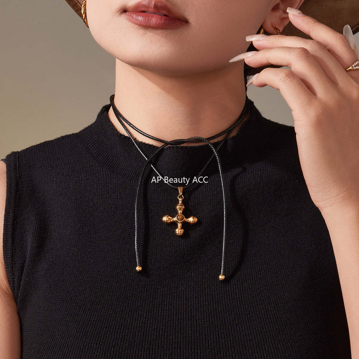 B廠-ins小眾設計虎眼石不鏽鋼十字架吊墜皮繩長款毛衣鏈鎖骨鏈「M082」25.11-3