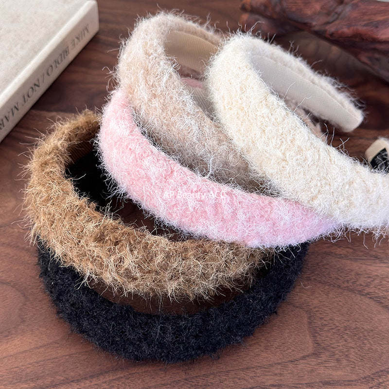 E廠-外出百搭毛絨髮箍女高級感洋氣時尚頭箍2025新款洗臉髮卡秋冬頭飾「26149」25.12-1