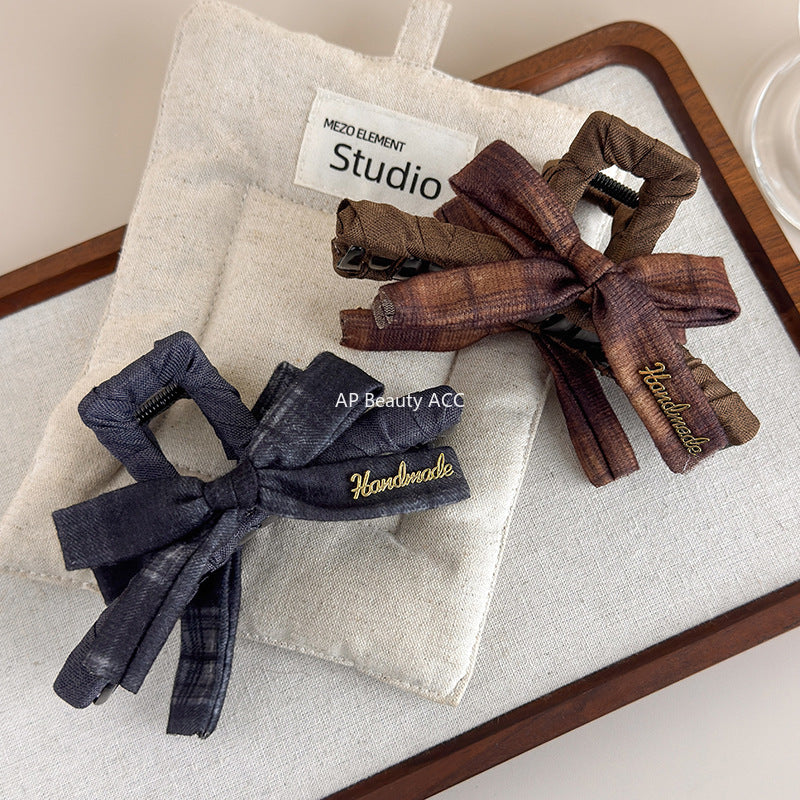 E廠-美拉德格紋蝴蝶結抓夾女高級感大號鯊魚夾子新款盤髮夾後腦勺頭飾「27659」25.11-2