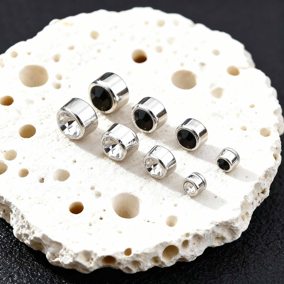 G廠-復古風 歐美跨境爆款塑料材質黑鋯石男士個性無耳洞耳夾「ES-331」25.12-1