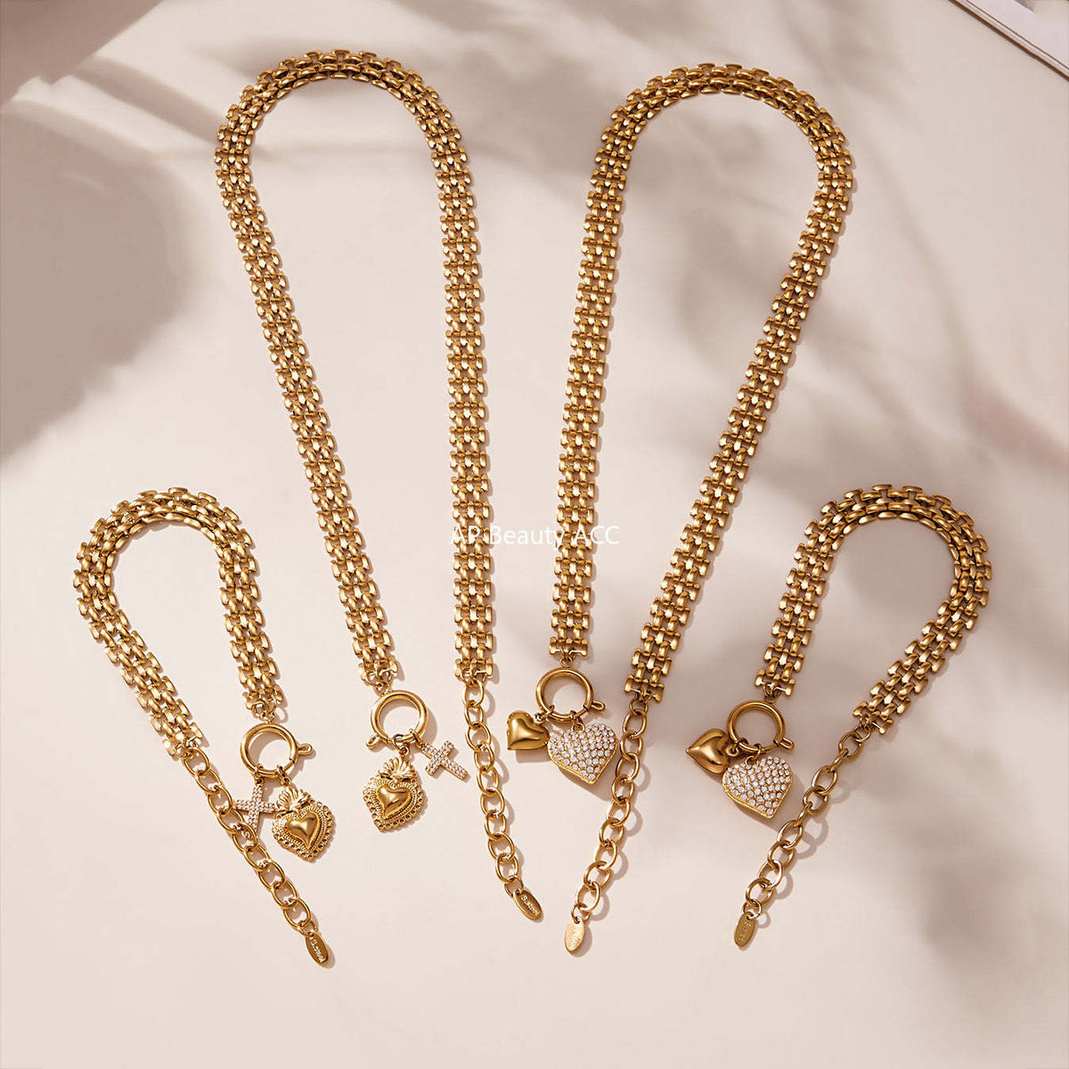 B廠-新款錶帶鏈彈工扣滿鑽鋯石愛心吊墜項鍊手鍊套裝不鏽鋼材質「TXP476」25.11-3