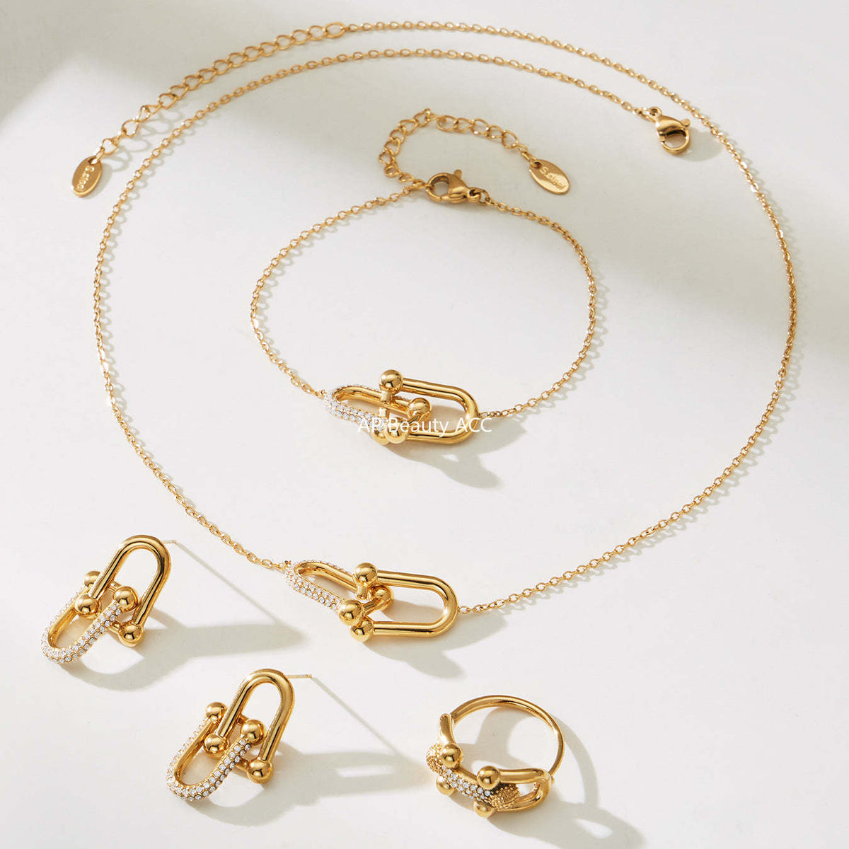 B廠-不鏽鋼馬蹄扣帶鑽飾品耳環戒指手鍊項鍊首飾套裝鍍18k真金不掉色「TXP501」25.11-4