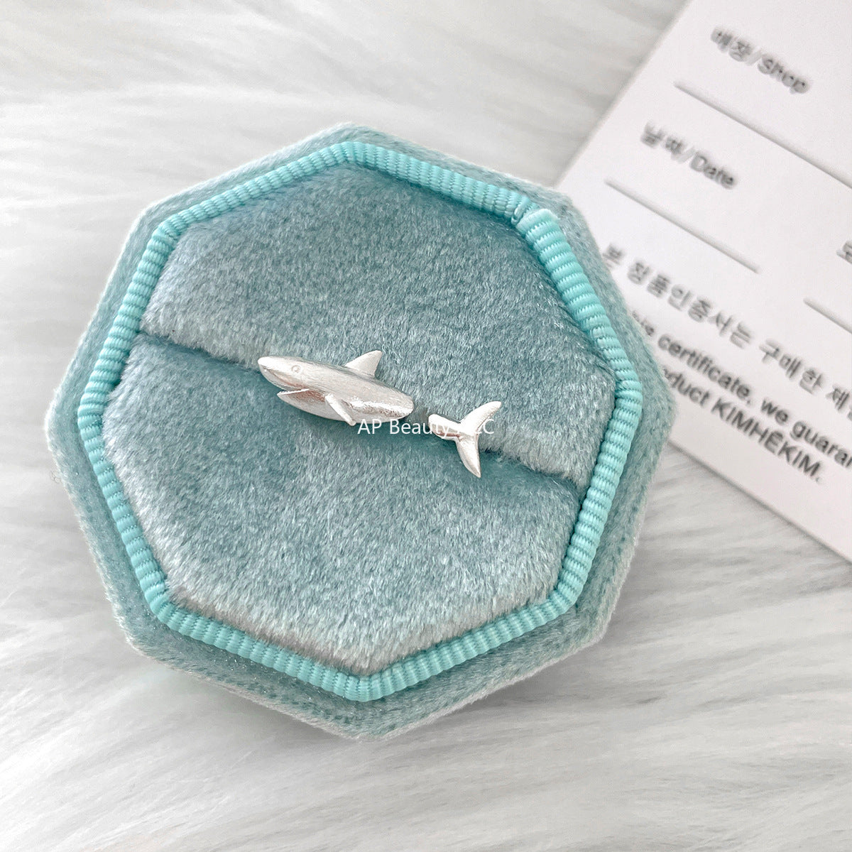 C廠-小眾設計冷淡風不對稱鯊魚耳釘女高級感酷颯可愛風銀針耳環新耳飾「EH-4141」25.11-2