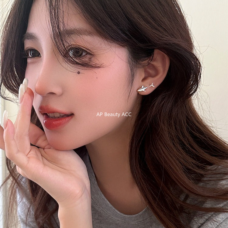 C廠-小眾設計冷淡風不對稱鯊魚耳釘女高級感酷颯可愛風銀針耳環新耳飾「EH-4141」25.11-2