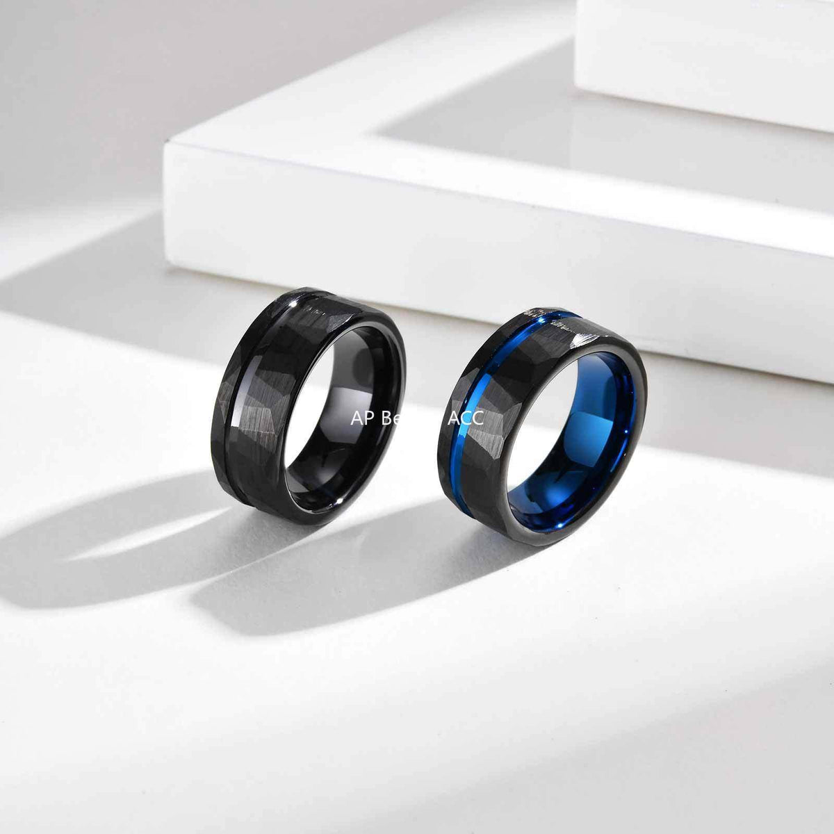 G廠-8mm寬 跨境商家爆品款鎢鋼面拉絲內光錘打紋面戒指黑色「TCR-104B07」25.10-5