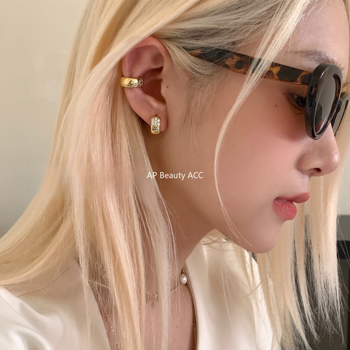 C廠-925銀針鋯石印花耳環女輕奢高級感秋冬氣質耳圈復古歐美字母耳飾「EH-4197」25.11-2