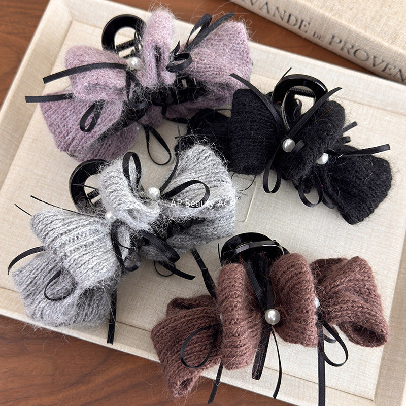 E廠-秋冬氛圍感韓系兔毛毛線珍珠絲帶蝴蝶結抓夾後腦勺髮夾精緻鯊魚夾「27667」25.11-2