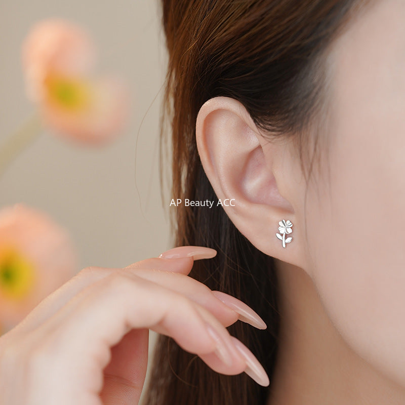 D廠-足銀S999淡雅甜美花朵耳環女小眾設計感新款秋冬款田園風耳環「YC5346E_1」25.11-1