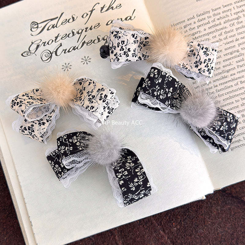 E廠-碎花毛球蝴蝶結髮夾鴨嘴夾半扎髮後腦勺香蕉夾高級感髮飾髮卡頭飾「27774」25.12-2