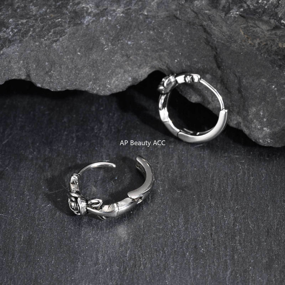 G廠-不鏽鋼男士小眾設計感 歐美跨境爆款狐狸白鋯石玫瑰耳圈「EH-821」25.12-2