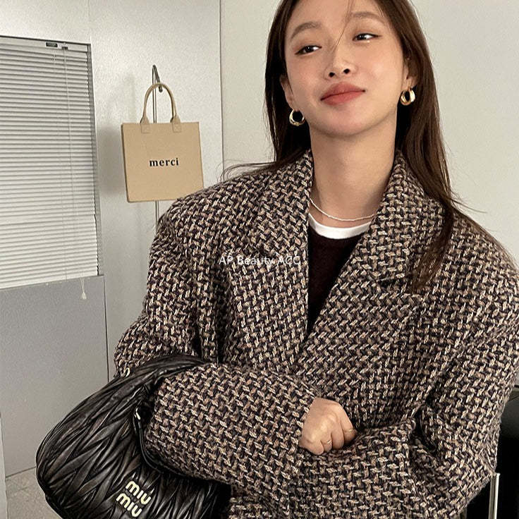 C廠-褶皺耳環新高級感耳圈耳釘輕奢高級感氣質大氣銀耳針飾「EH-2071. EBSJ」25.12-3