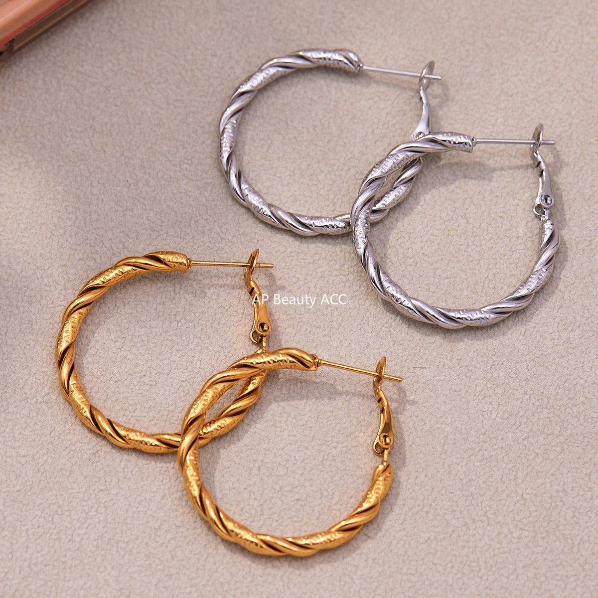 B廠-ins風小眾設計三層愛心形耳環不鏽鋼18k鍍金耳釘不掉色耳飾「F753」25.11-1