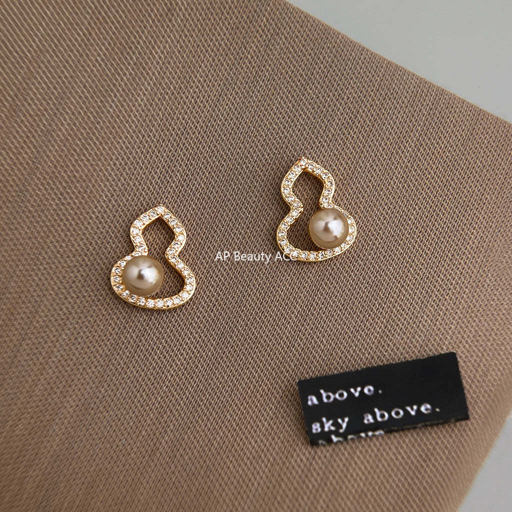 A廠-微鑲鋯石時尚高級感925銀針葫蘆耳環 通勤百搭輕奢風新款耳環「7119」25.11-3