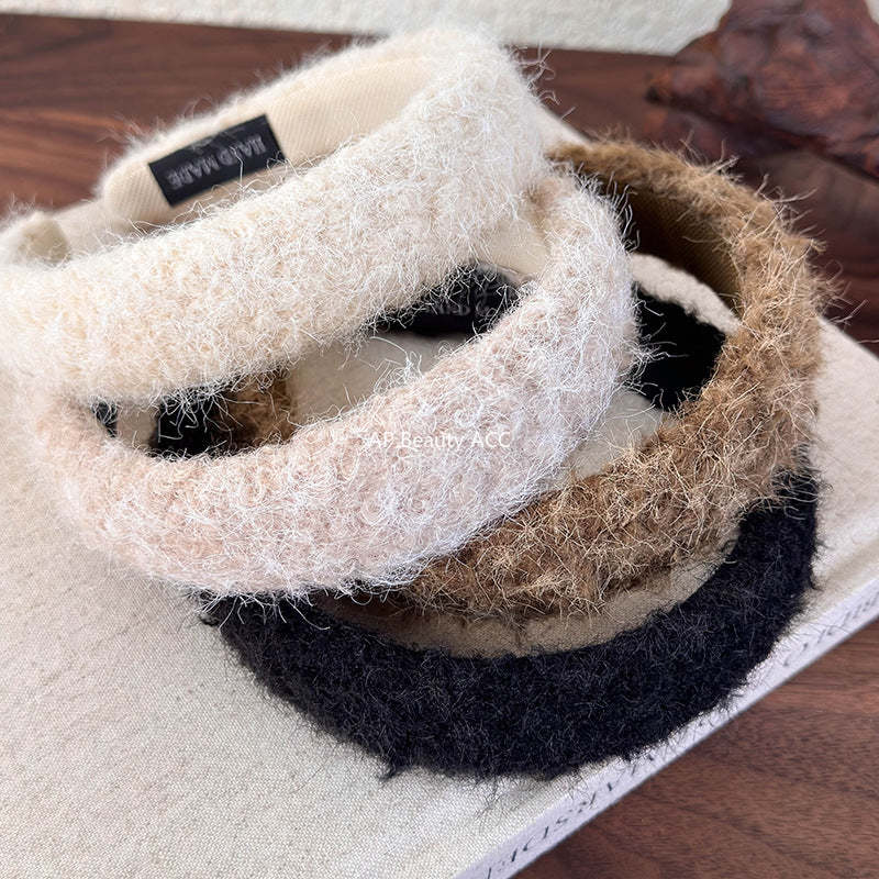 E廠-外出百搭毛絨髮箍女高級感洋氣時尚頭箍2025新款洗臉髮卡秋冬頭飾「26149」25.12-1