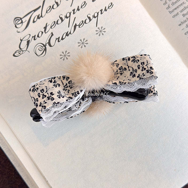 E廠-碎花毛球蝴蝶結髮夾鴨嘴夾半扎髮後腦勺香蕉夾高級感髮飾髮卡頭飾「27774」25.12-2