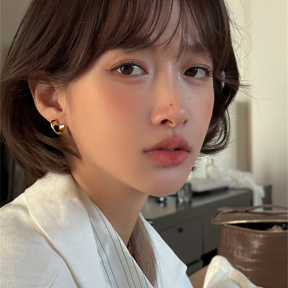 C廠-925銀針莫比烏斯素圈耳環女簡約設計感高級個性ins冷淡風輕奢耳圈「EH-3965」25.09-2