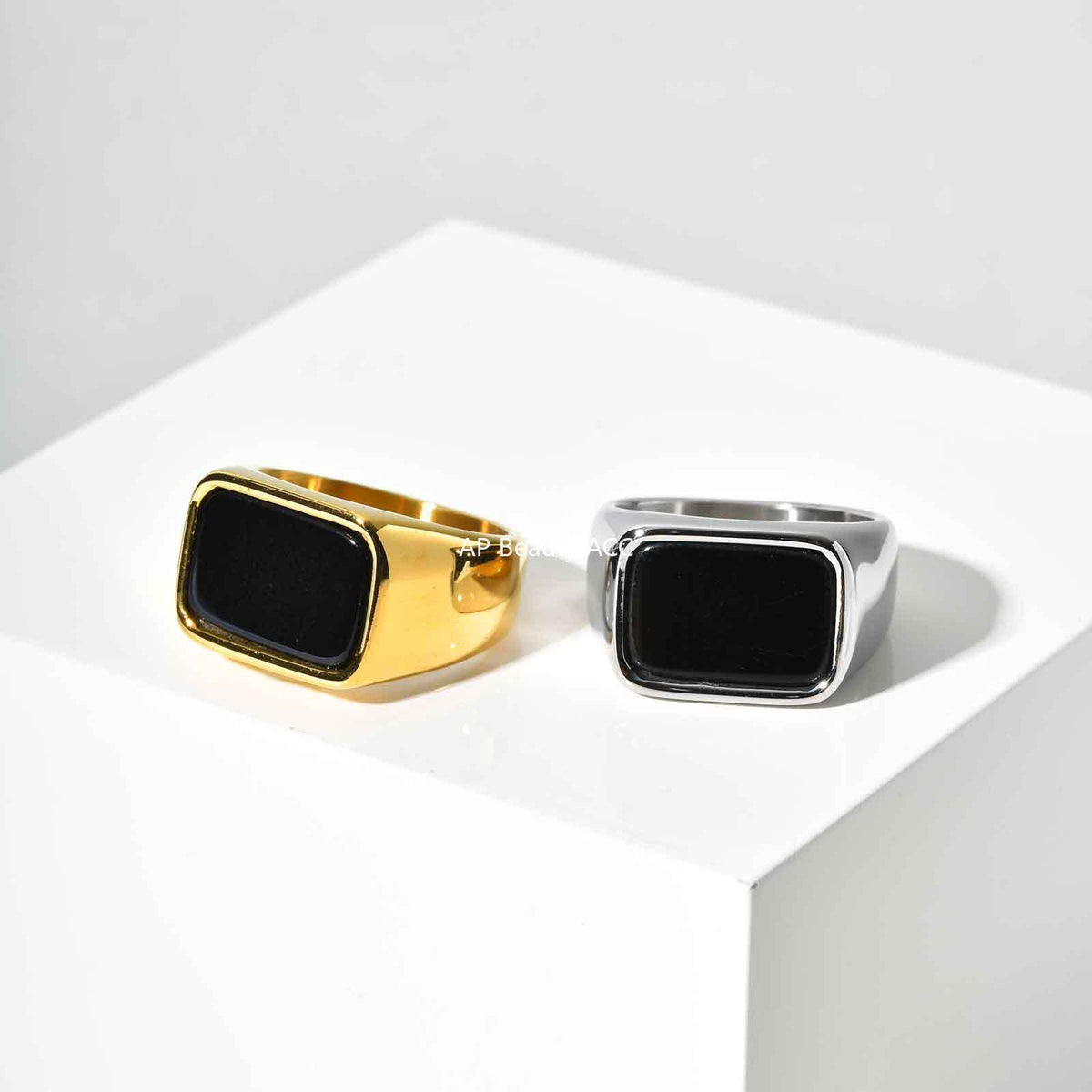G廠-不鏽鋼幾何方形黑色玻璃石戒指金色男戒歐美指環「RC-619」25.10-5
