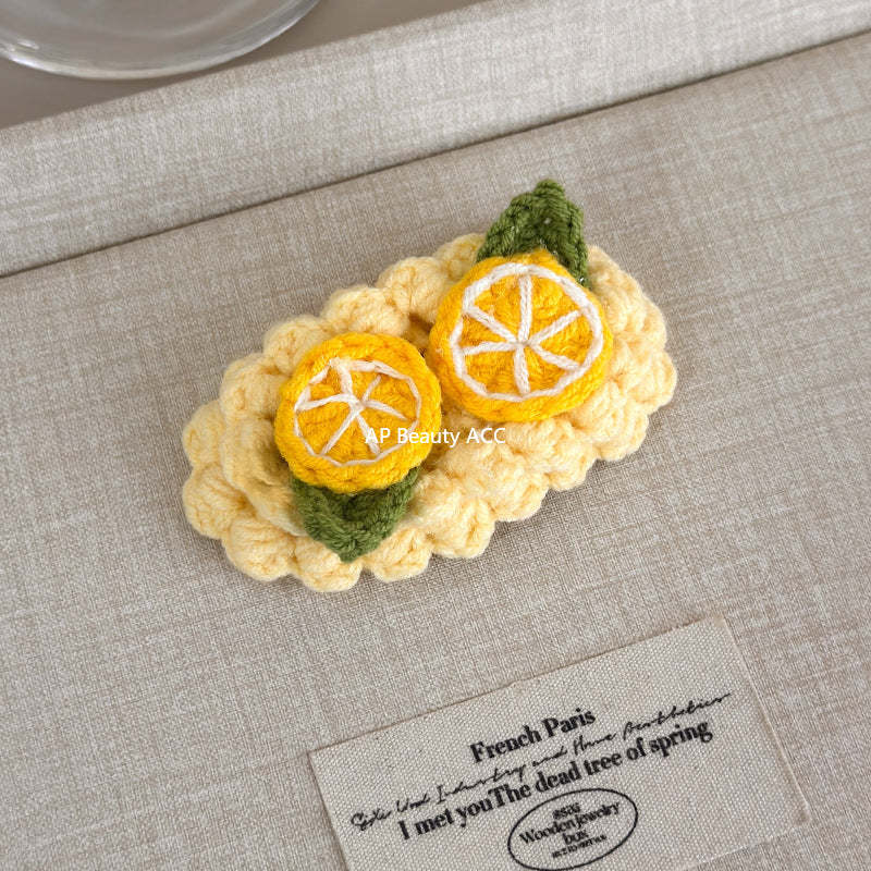 E廠-秋冬手工鈎針毛線水果髮夾女款2025新款前額bb夾側邊夾碎髮瀏海夾「27629」25.11-1