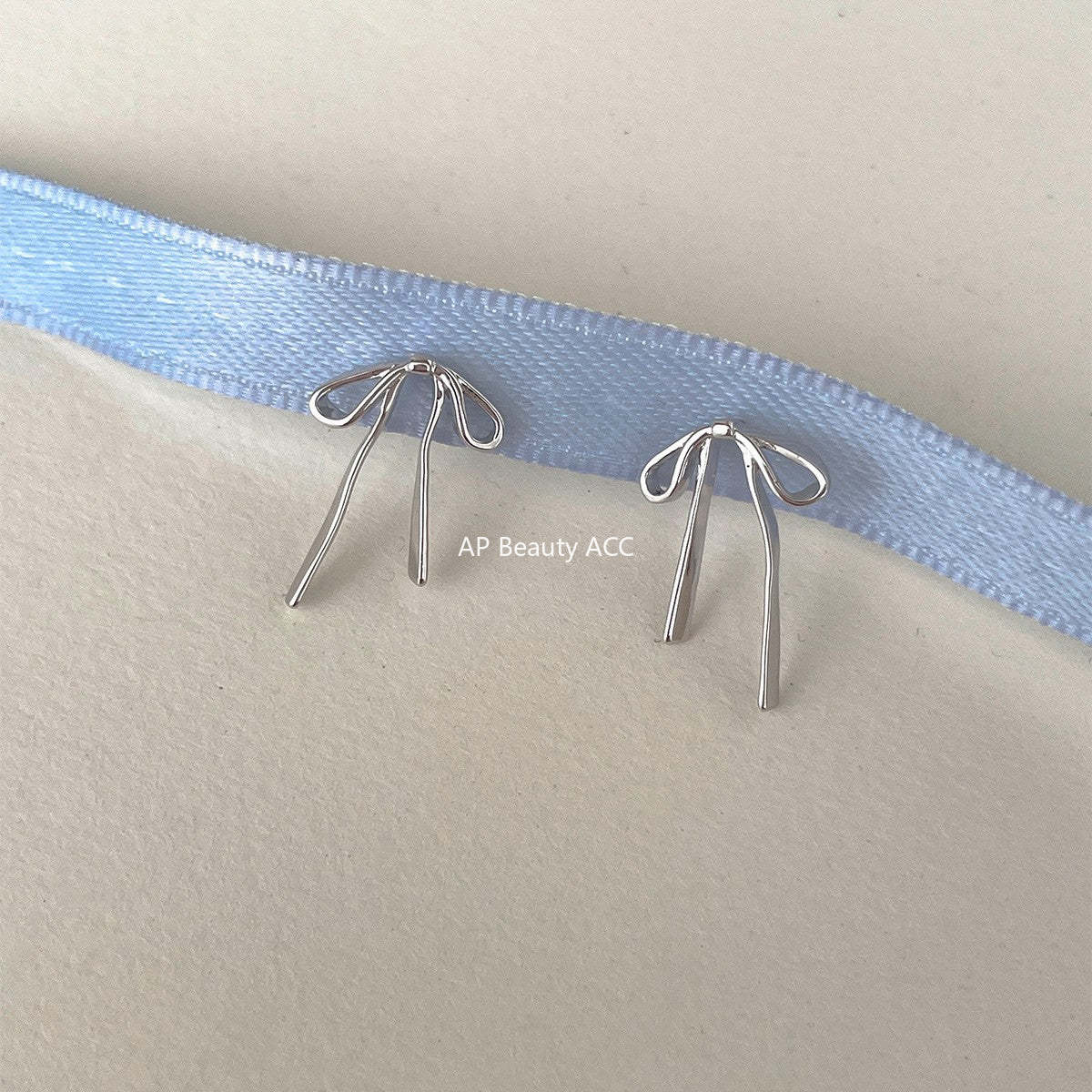 C廠-個性冷淡風蝴蝶結飄帶銀針耳釘女輕奢簡約設計氣質時尚百搭耳飾「EH-4290」25.12-1