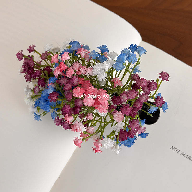 E廠-劉亦菲同款滿天星花朵鴨嘴夾髮卡仿真花朵髮夾新娘氛圍感拍照髮飾「27642」25.11-1