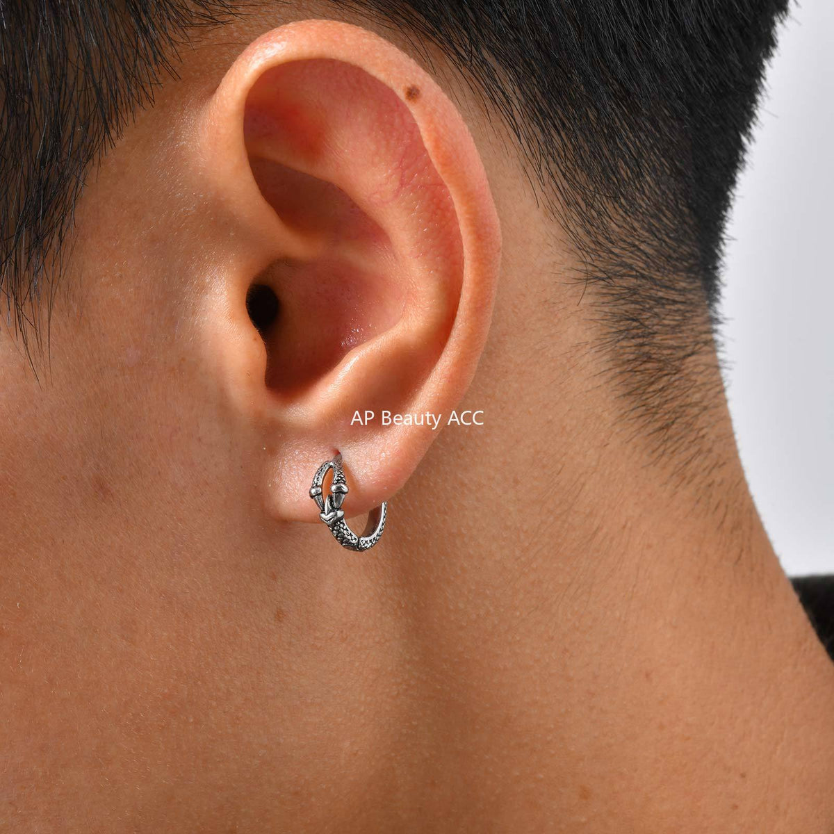 G廠-歐美嘻哈風跨境熱銷不鏽鋼霸氣個性復古幾何紋理爪子耳圈「EH-837S」25.12-2