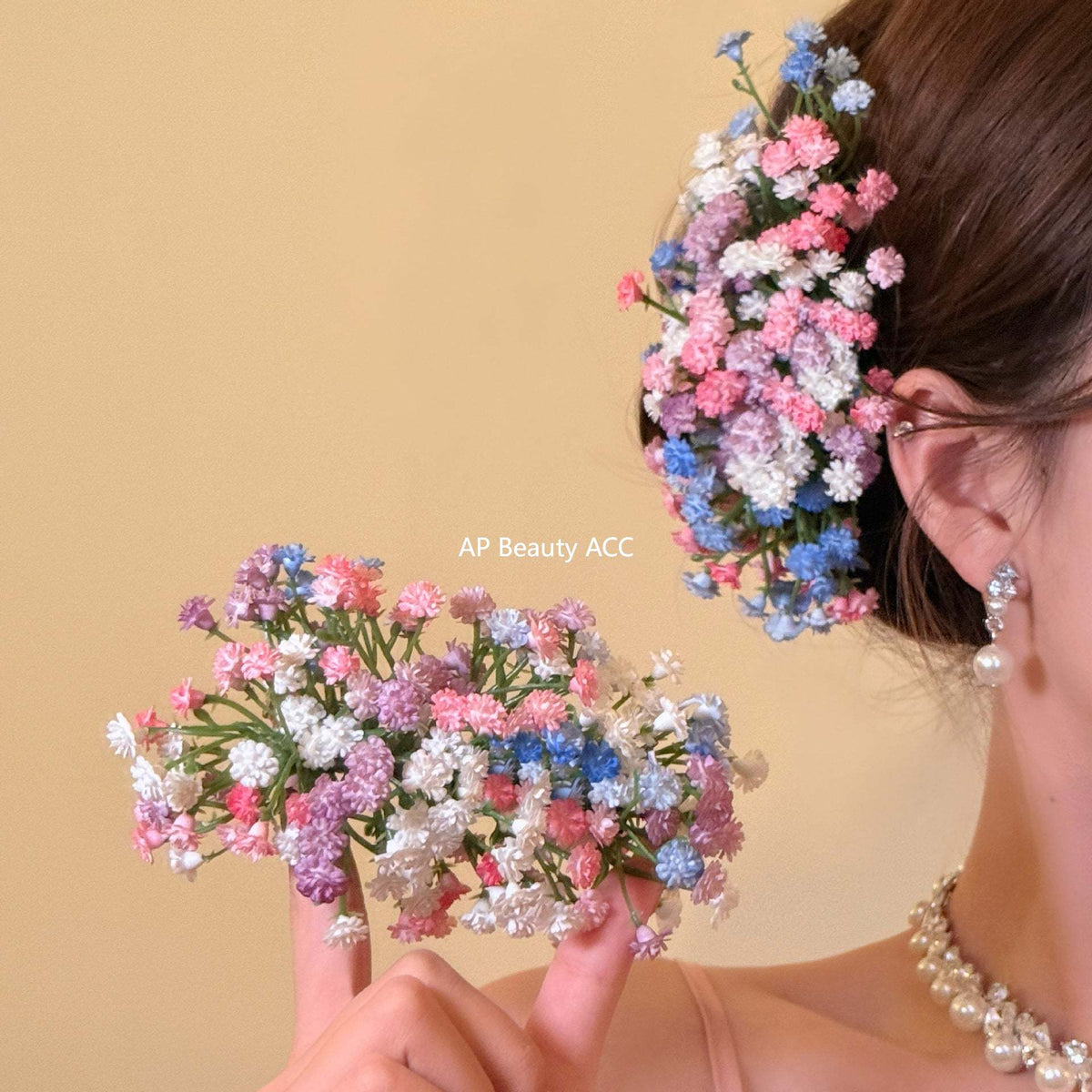 E廠-劉亦菲同款滿天星花朵鴨嘴夾髮卡仿真花朵髮夾新娘氛圍感拍照髮飾「27642」25.11-1