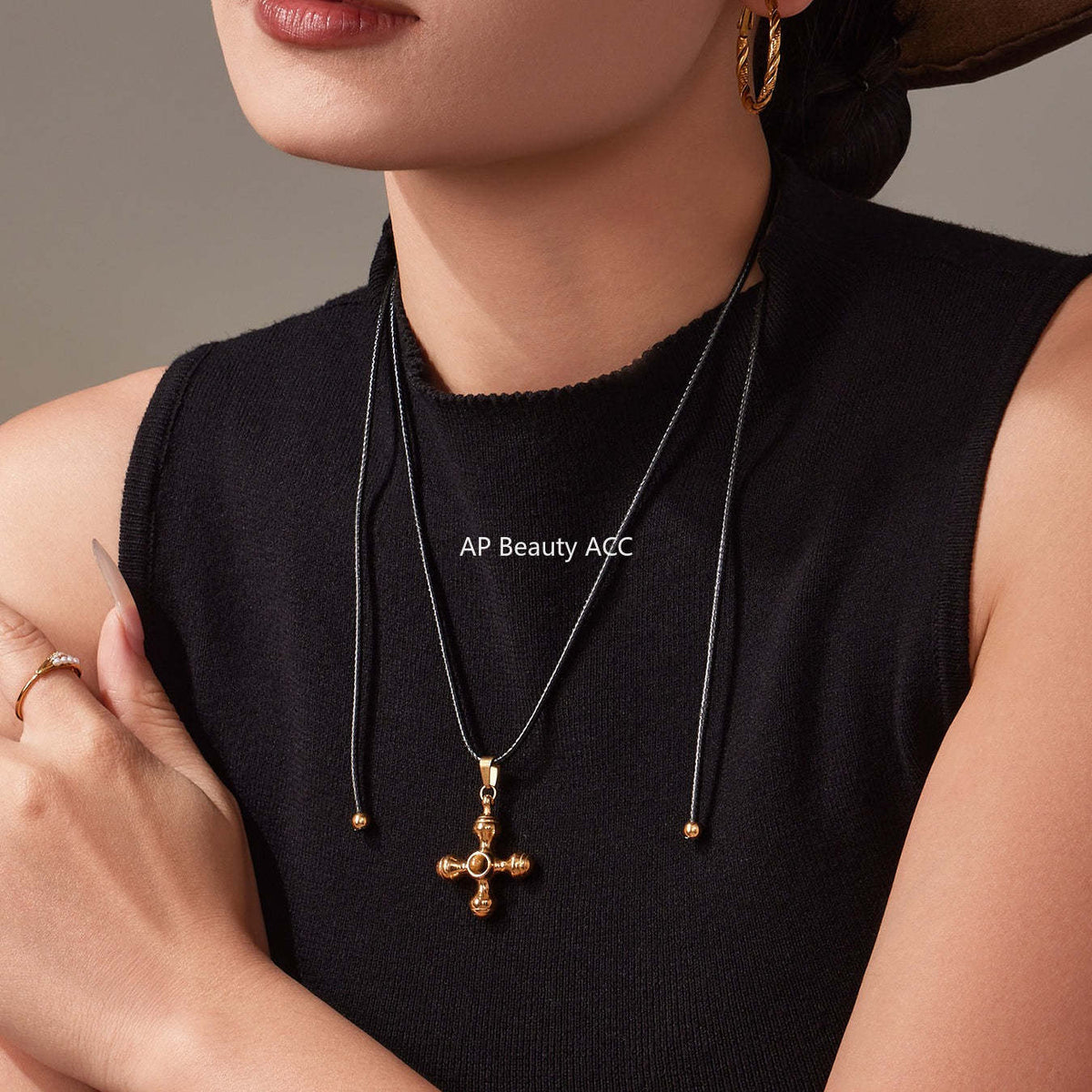 B廠-ins小眾設計虎眼石不鏽鋼十字架吊墜皮繩長款毛衣鏈鎖骨鏈「M082」25.11-3