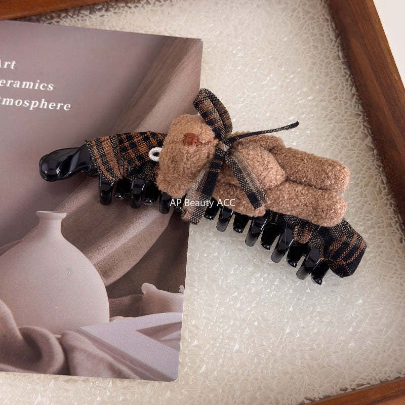 E廠-美拉德格紋布藝蝴蝶結玩偶小熊香蕉夾髮夾竪夾大號馬尾夾韓版髮飾「27722」25.11-4