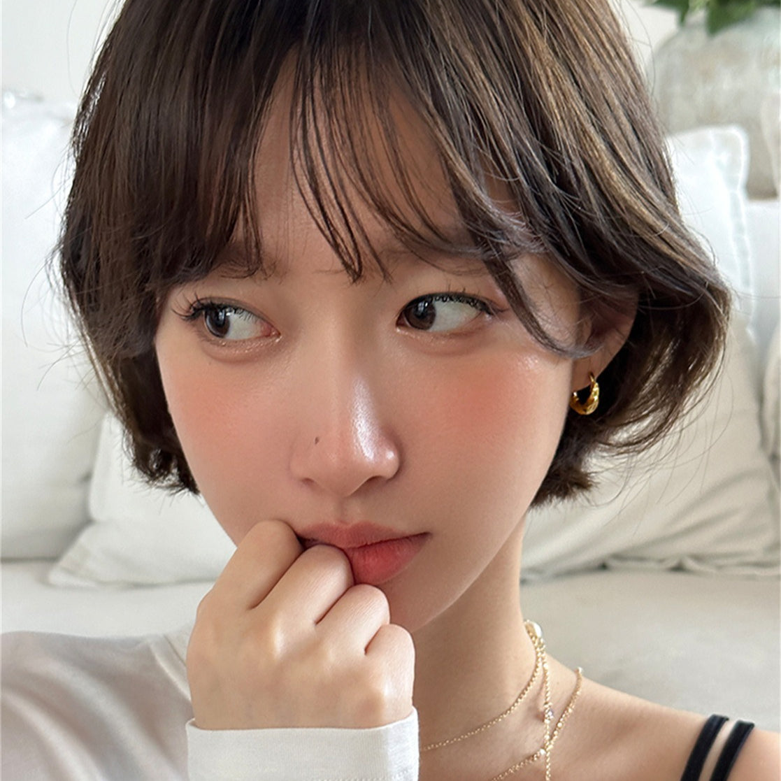 C廠-高級感簡約時尚扭曲素圈耳環女925銀針通勤百搭耳圈輕奢新款耳飾「EH-4024」25.10-2