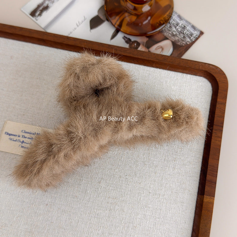 E廠-愛心毛絨頭髮抓夾鯊魚夾髮夾女高級感2025新款大號後腦勺夾子頭飾「26278」25.11-2