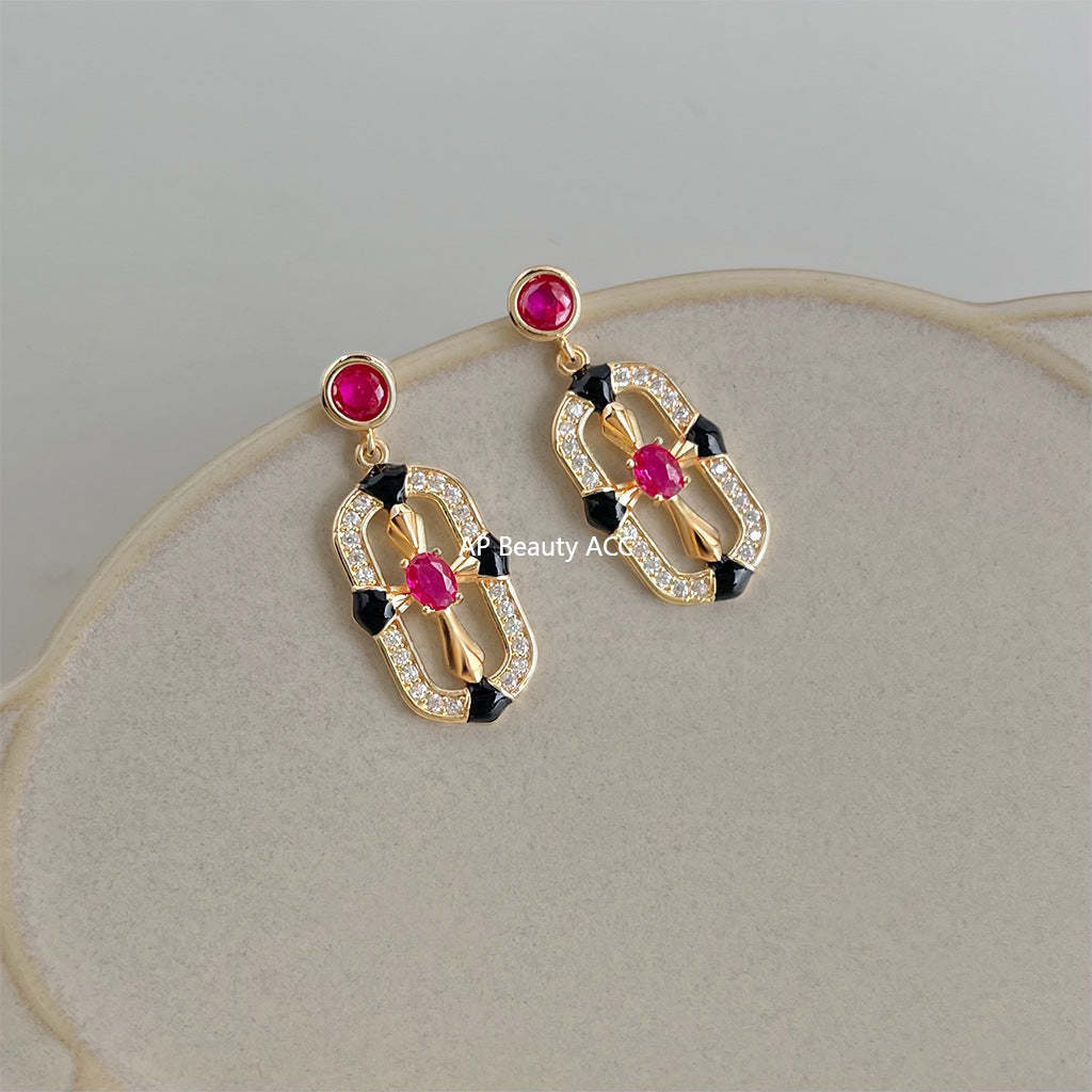 A廠-原創時尚高級感設計師款微鑲鋯石玫紅色小香風新款銀針耳飾耳環女「6985」25.10-5