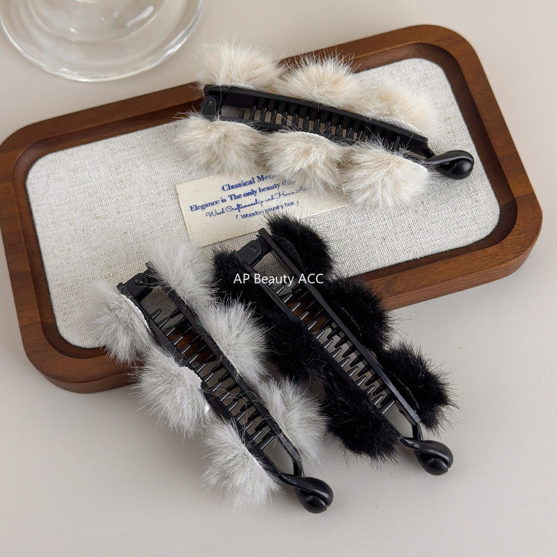 E廠-秋冬毛茸茸髮夾毛絨高馬尾抓夾後腦勺鯊魚夾子香蕉竪夾髮卡女頭飾「27660」25.11-2