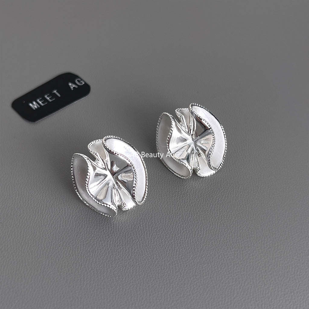 A廠-歐美立體霧面銀針褶皺花朵s925銀針耳飾時尚高級感新款耳環女「7138」25.11-4