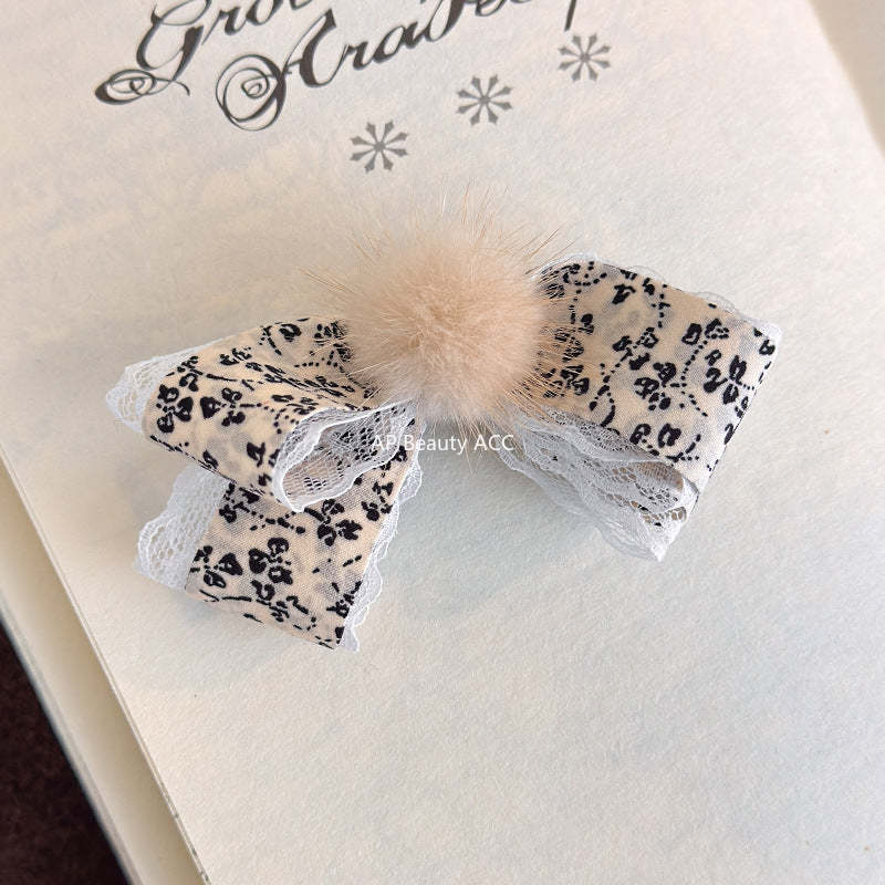 E廠-碎花毛球蝴蝶結髮夾鴨嘴夾半扎髮後腦勺香蕉夾高級感髮飾髮卡頭飾「27774」25.12-2