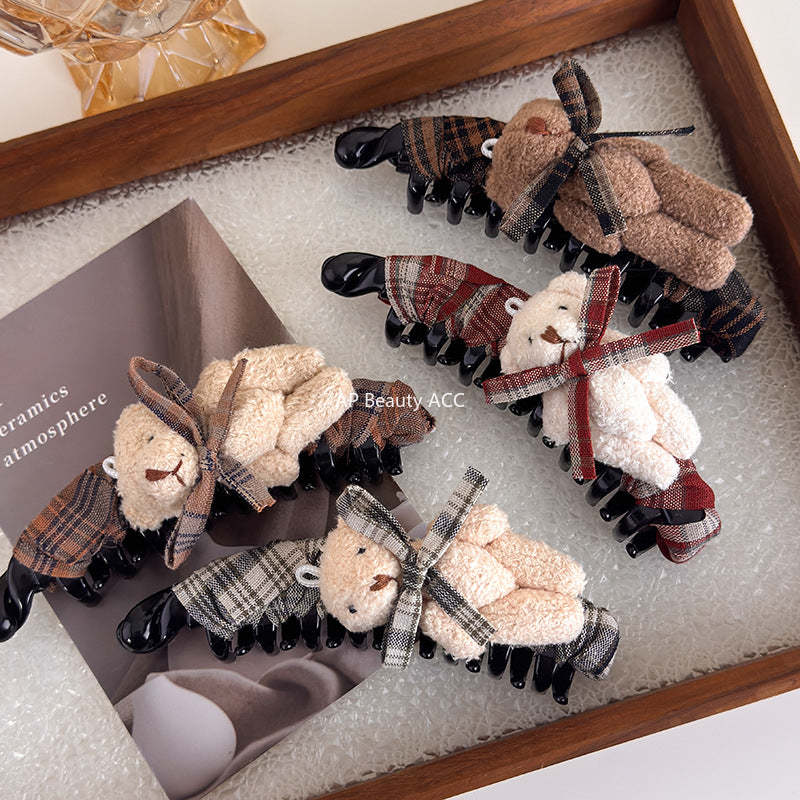 E廠-美拉德格紋布藝蝴蝶結玩偶小熊香蕉夾髮夾竪夾大號馬尾夾韓版髮飾「27722」25.11-4