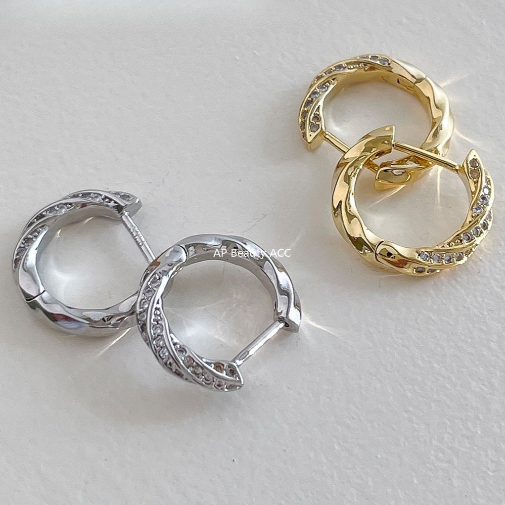 C廠-925銀針莫比烏斯鋯石耳環女輕奢新款百搭ins耳圈小眾設計氣質耳飾「EH-4194」25.10-3