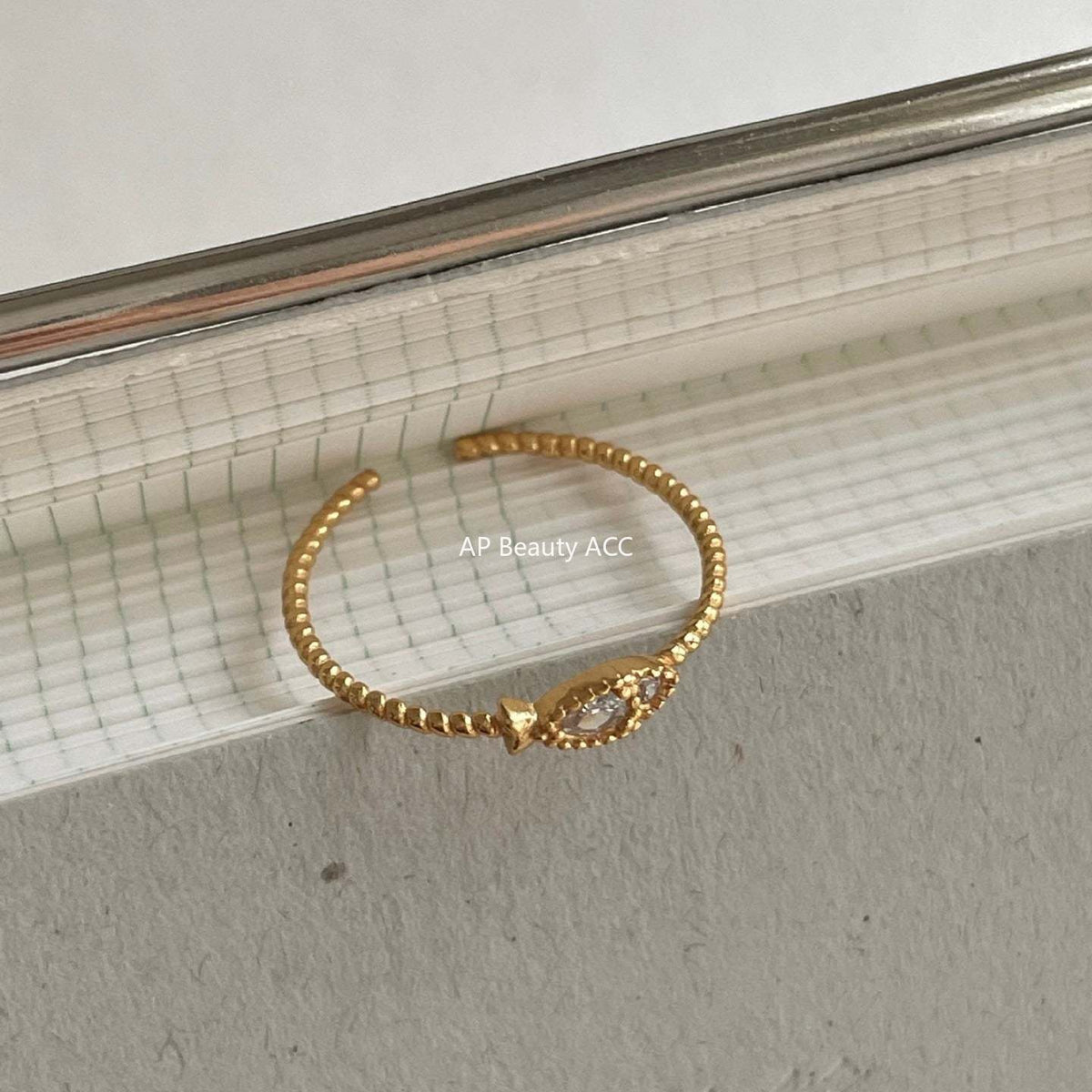 F廠-韓版小紅書ins簡約S925純銀鋯石小魚戒指設計感個性戒指圓「J2144」25.11-3