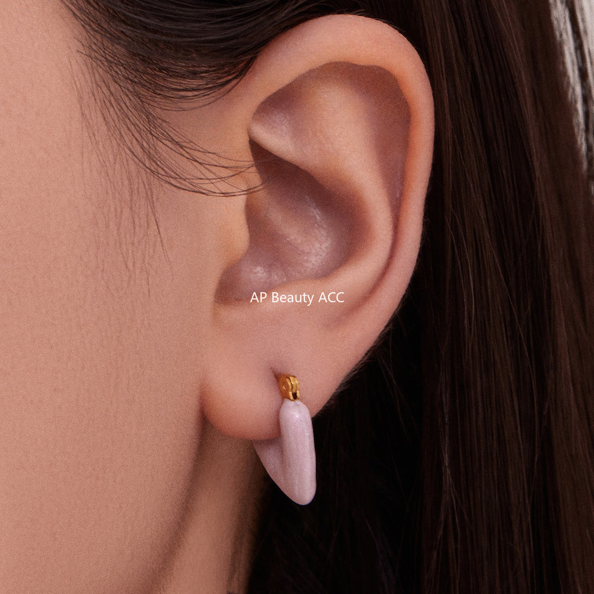 B廠-ins跨境熱銷款不對稱滴油愛心耳環輕奢高質感耳扣鍍18k真金「F924」25.11-2