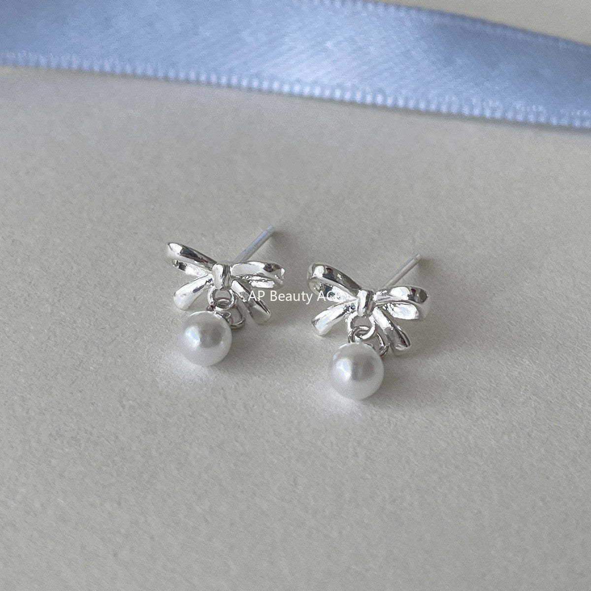 C廠-簡約小巧蝴蝶結耳釘女設計感高級百搭銀針耳環甜美小香風珍珠耳飾「EH-4319」25.12-3