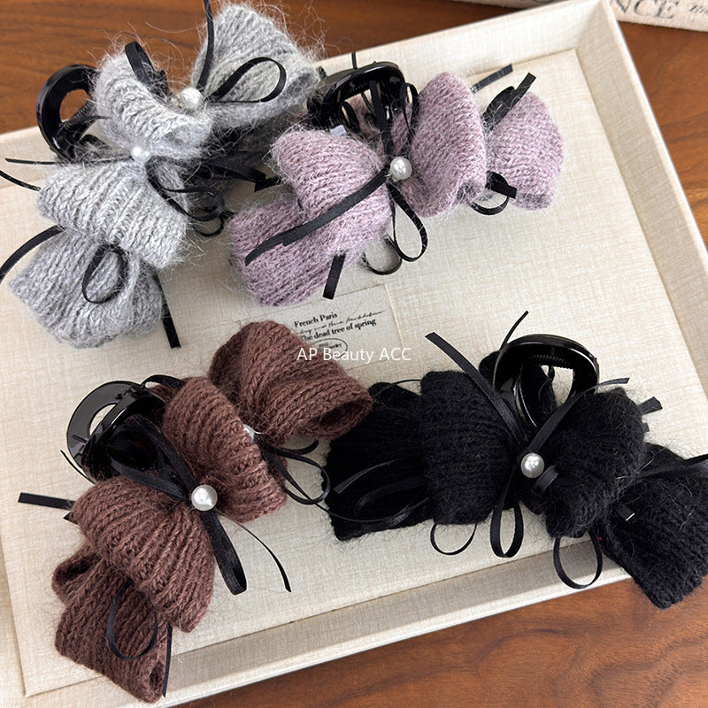 E廠-秋冬氛圍感韓系兔毛毛線珍珠絲帶蝴蝶結抓夾後腦勺髮夾精緻鯊魚夾「27667」25.11-2