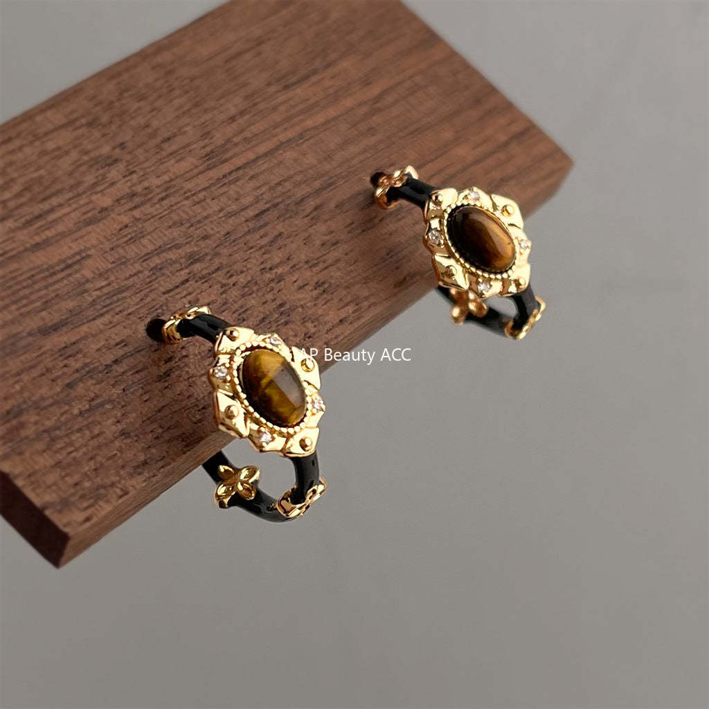 A廠-原創美拉德風格天然石虎眼石琺瑯滴釉黑金色圓形復古耳環「7238」25.12-3