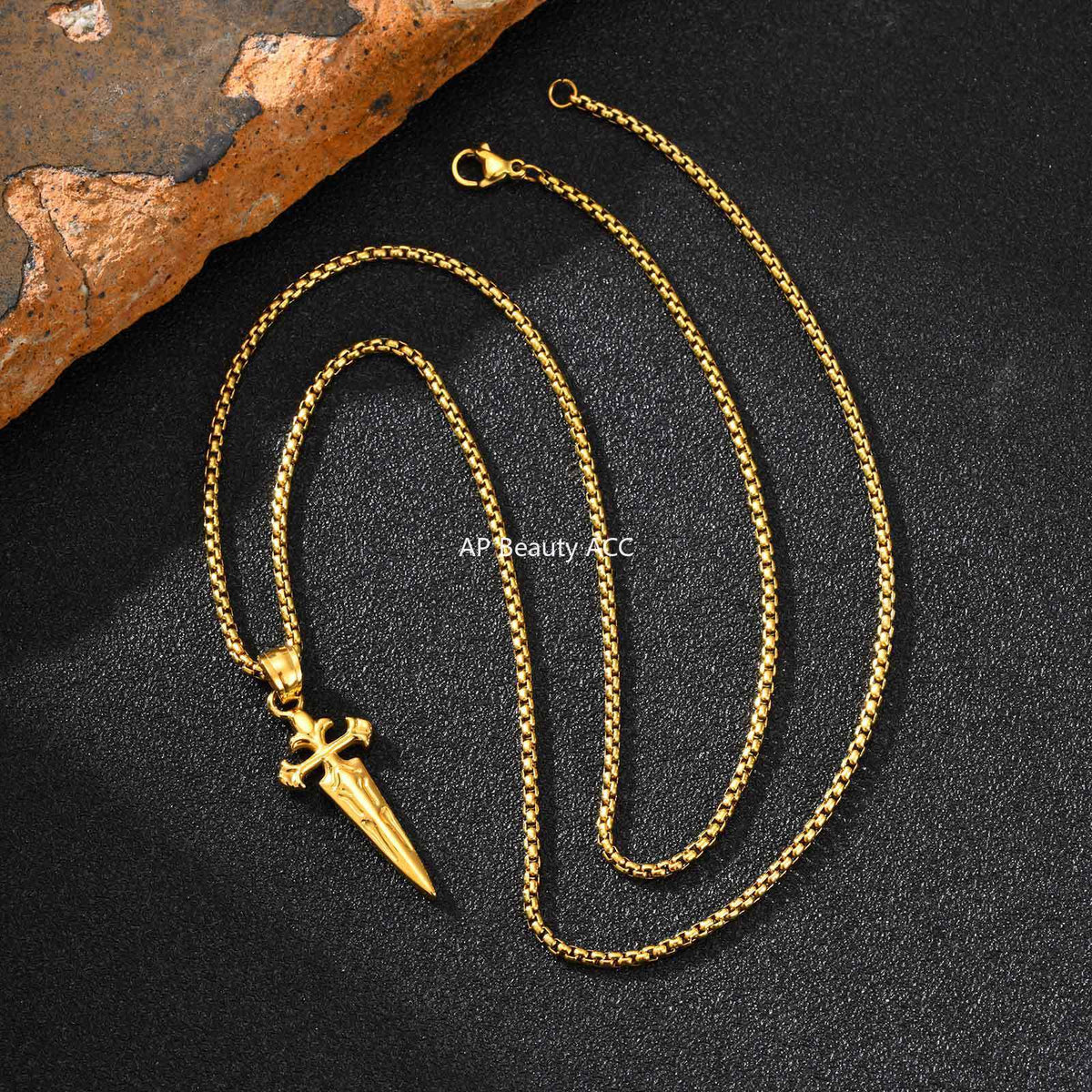 G廠-不鏽鋼男士飾品設計感時尚寶劍形十字吊墜金色「PN-2241」25.11-1